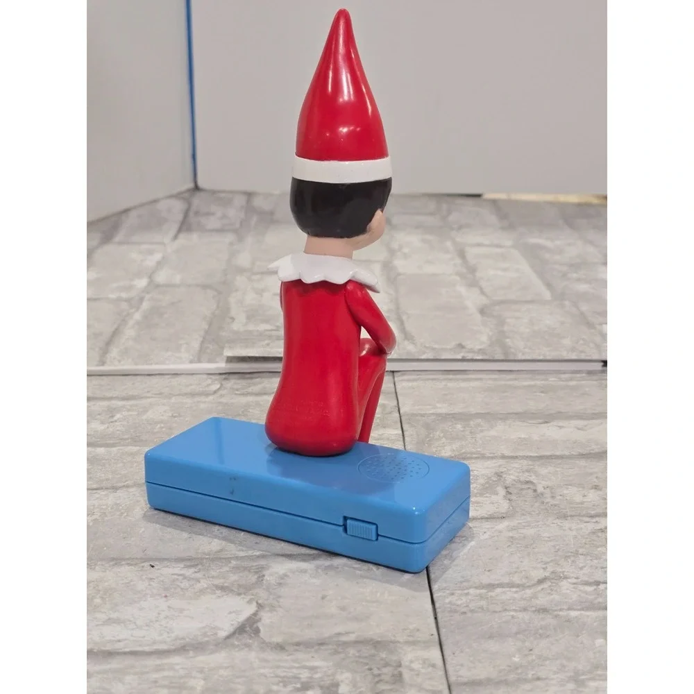 Elf on the‎ Shelf Musical Hide and Seek Game Replacement Elf, Musical Box VIDEO